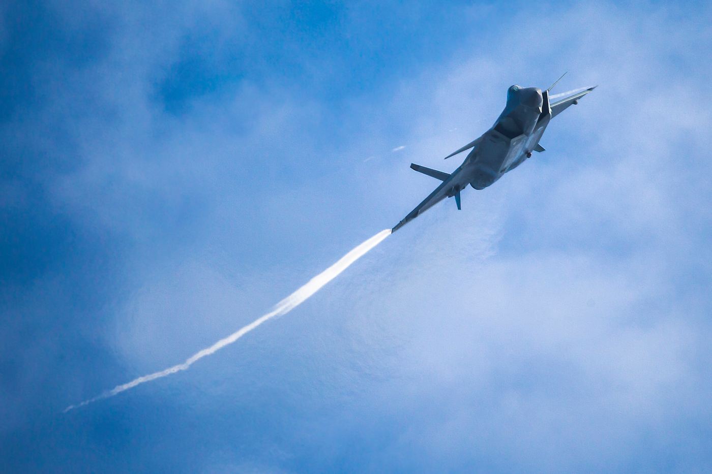 MS Avalon Miner A1246-96T 3420W Copy For US Test